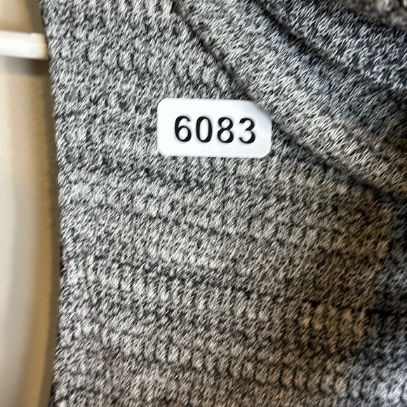 Lush medium turtle neck 15-p2p  41-1/2 length linied maxi slit on each side - Picture 7 of 11